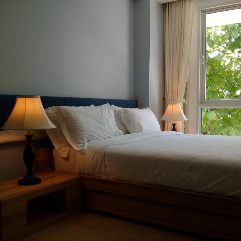 Huahin Luxury Beachfront Condo By Ml Exterior photo
