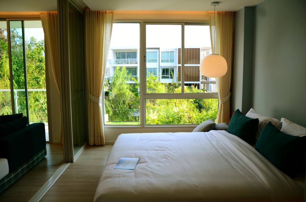 Huahin Luxury Beachfront Condo By Ml Room photo