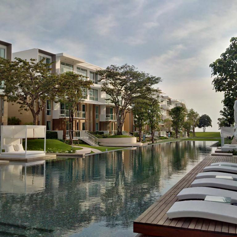 Huahin Luxury Beachfront Condo By Ml Room photo