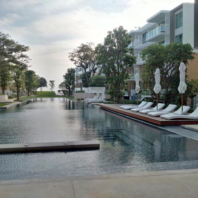 Huahin Luxury Beachfront Condo By Ml Room photo