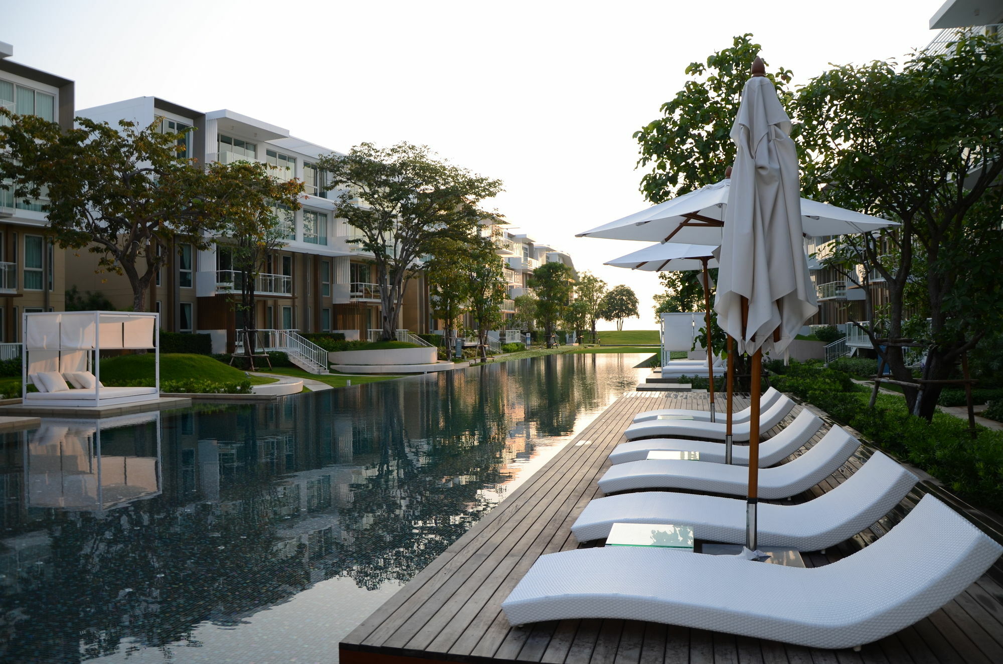 Huahin Luxury Beachfront Condo By Ml Exterior photo