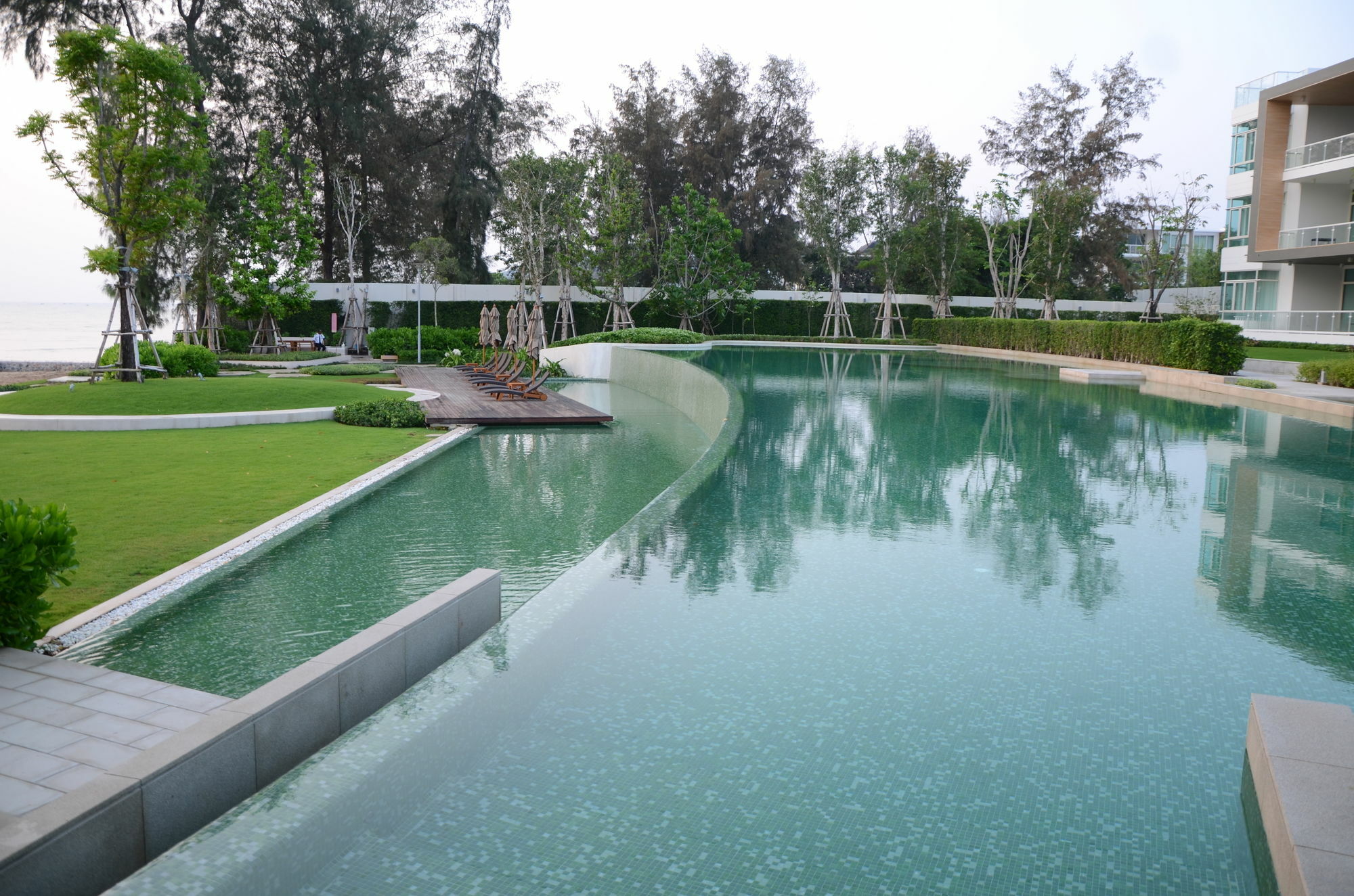Huahin Luxury Beachfront Condo By Ml Exterior photo